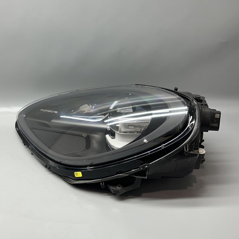 95B941009BD PORSCHE MACAN TURBO HEADLIGHT LEFT DRIVER FULL LED 95B941009BD 2019 2020 2021