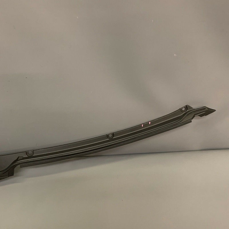 1037559-00-D TESLA MODEL X TRIM MOULDING LEFT SIDE 2015 2016 217 2018 OEM 1037559-00-D