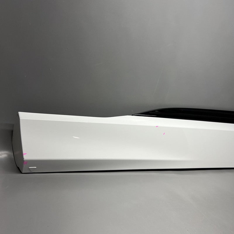 4KE853959A AUDI E-TRON DOOR MOLDING LEFT FRONT 2018 2019 2020 OEM 4KE853959A