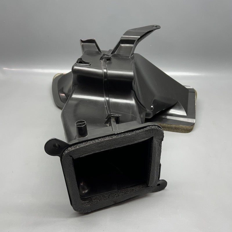 1509536-00-A TESLA MODEL Y AIR INTAKE DUCT 2020 2021 2022 2023 OEM 1509536-00-A
