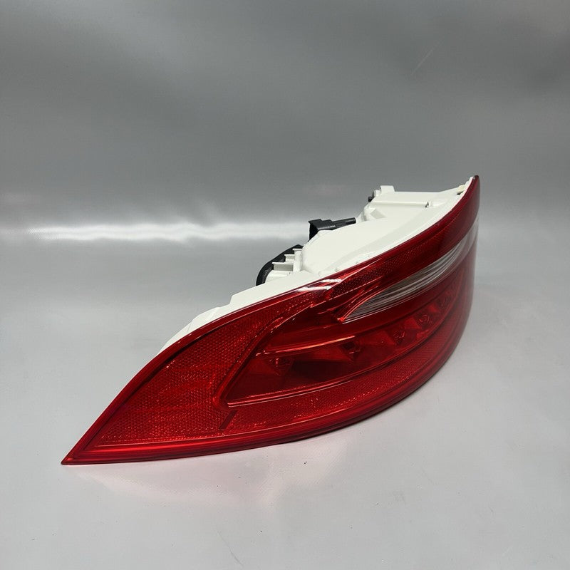 GX73-13405-BG JAGUAR XE TAIL LIGHT LEFT DRIVER 2017 2018 2019 OEM GX73-13405-BG