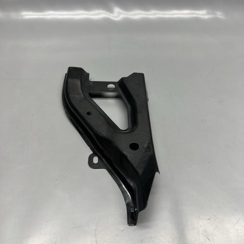 TESLA MODEL Y FENDER BRACKET RIGHT PASSENGER 2020 2021 2022 2023 OEM