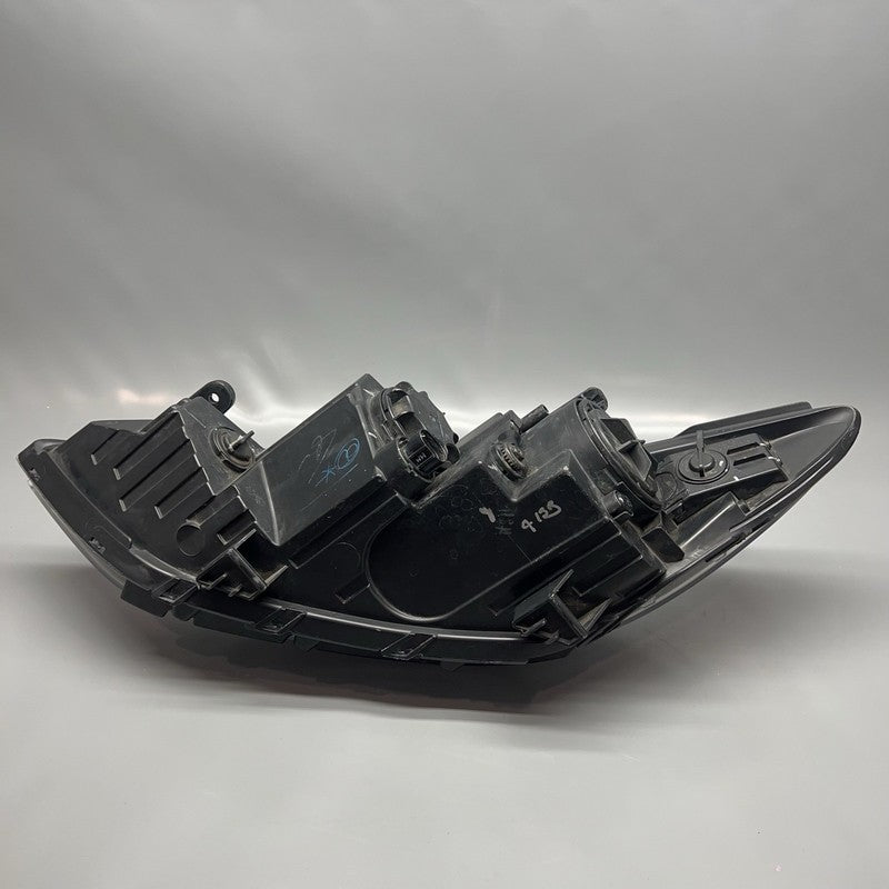 HYUNDAI ELANTRA HEADLIGHT RIGHT PASSENGER 2017 2018 HALOGEN OEM
