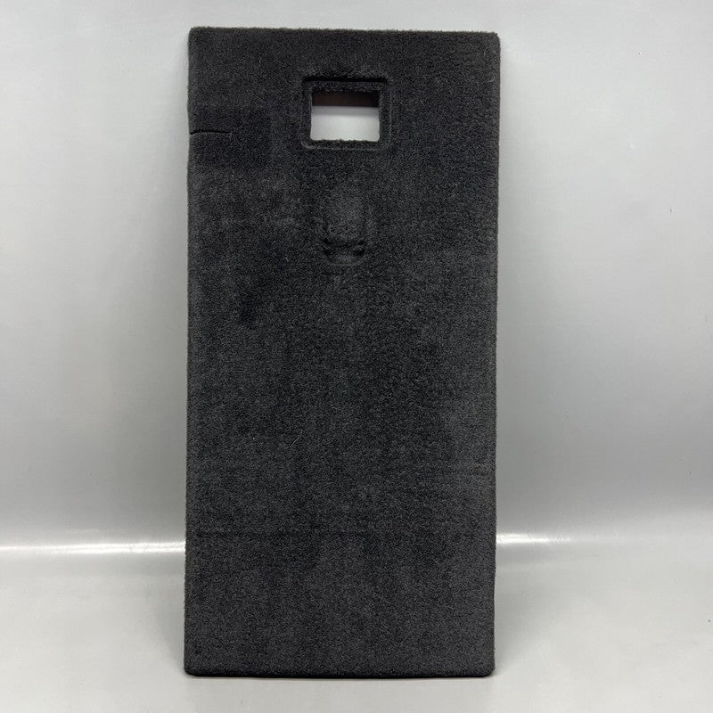1493924-00-E TESLA MODEL Y 2ND ROW SEAT BACK COVER MIDDLE 2020 2021 2022 2023 1493924-00-E
