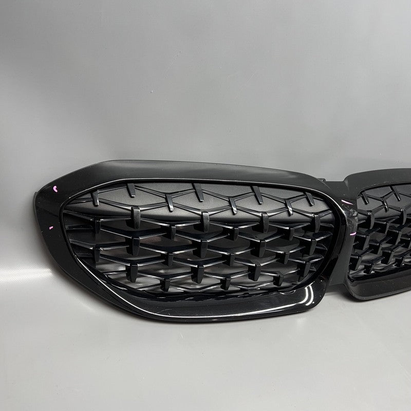 5113192976 BMW M340 GRILLE 2020 2021 2022 OEM 5113192976