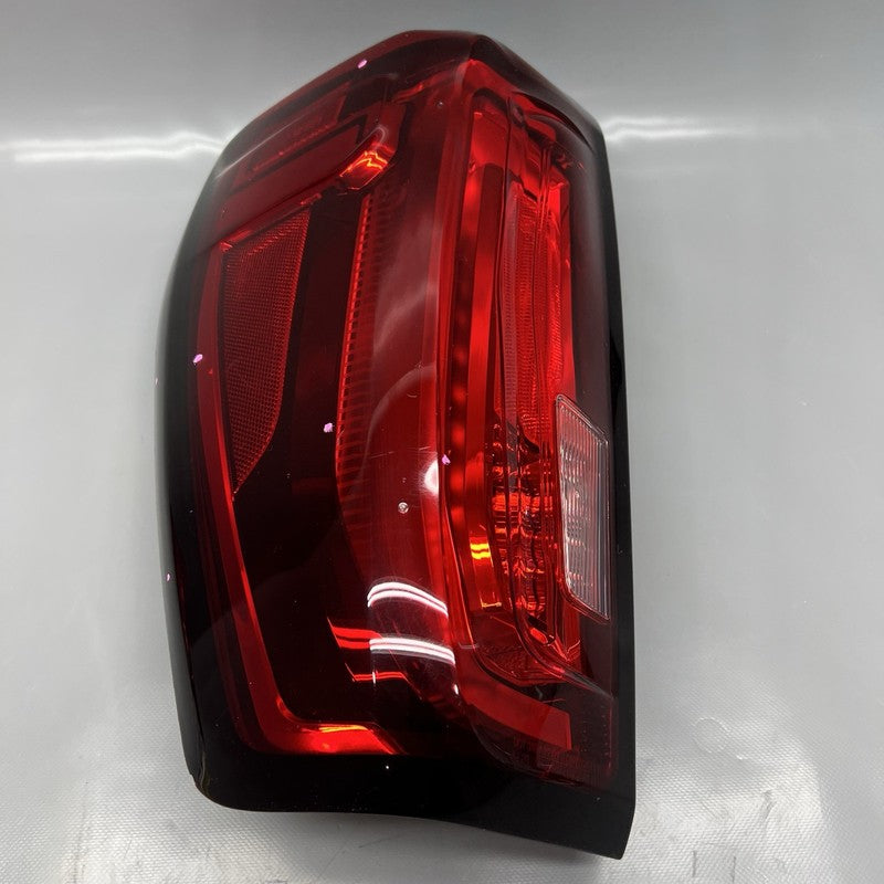 84760017 GMC SIERRA 1500 TAIL LIGHT LEFT DRIVER 2019 2020 2021 2022 2023 2024 LED OEM