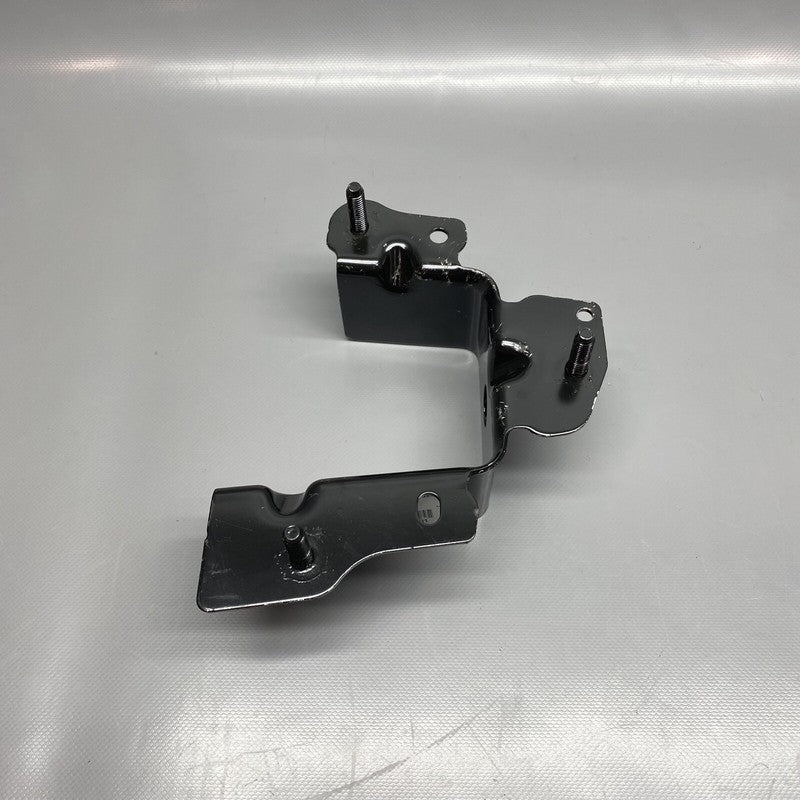 68324661AA ALFA ROMEO STELVIO RIGHT BUMPER IMPACT BAR BRACKET 2018 2019 2020 2021 2022 OEM