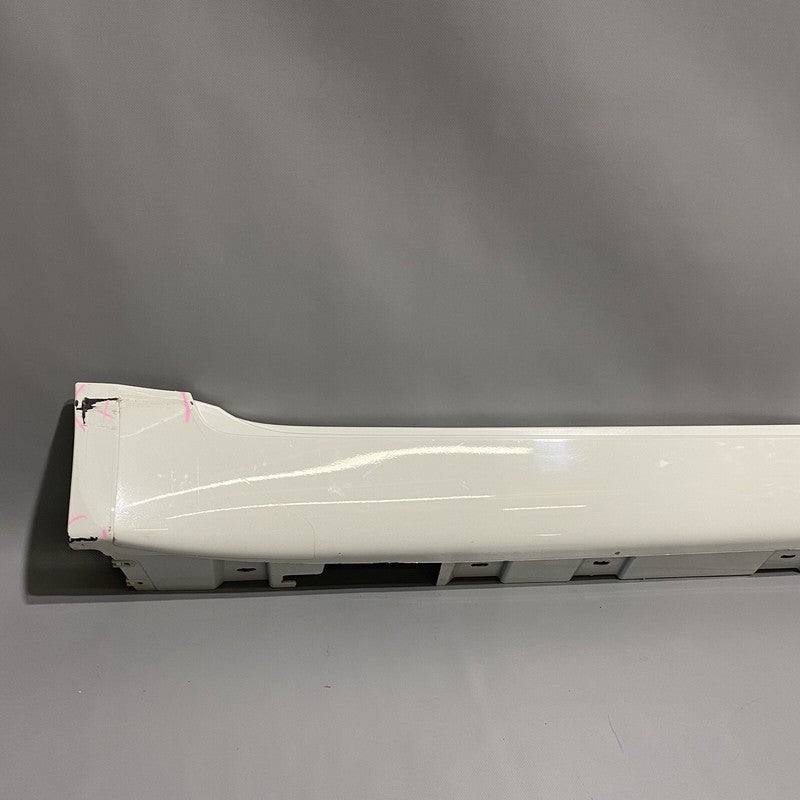 7192432-08 BMW 750 ROCKER MOLDING RIGHT SIDE F01 740 2009 2010 2011 2012 2013 2014 2015 OEM