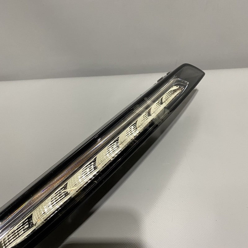 95B941181A PORSCHE MACAN S FOG LIGHT LEFT DRIVER 95B941181A LED OEM 2016 2017 2018