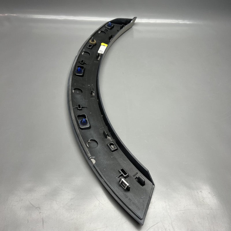 4KE853025E AUDI E-TRON WHEEL FLARE MOLDING LEFT DOOR 2018 2019 2020 2021 OEM 4KE853025E