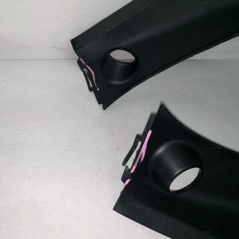 1047321-00-c TESLA MODEL X REAR TRUNK BOOT QUARTER SPACE GUTTER TRIM 2015 2016 2017 2018 OEM