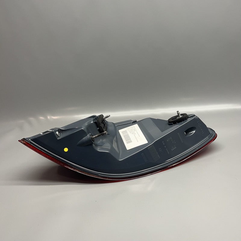7376487 BMW 640 GT GRAN TURISMO TAIL LIGHT LEFT DRIVER 2018 2019 OEM 7376487