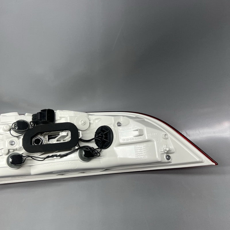 GX73-13405-BG JAGUAR XE TAIL LIGHT LEFT DRIVER 2017 2018 2019 OEM GX73-13405-BG