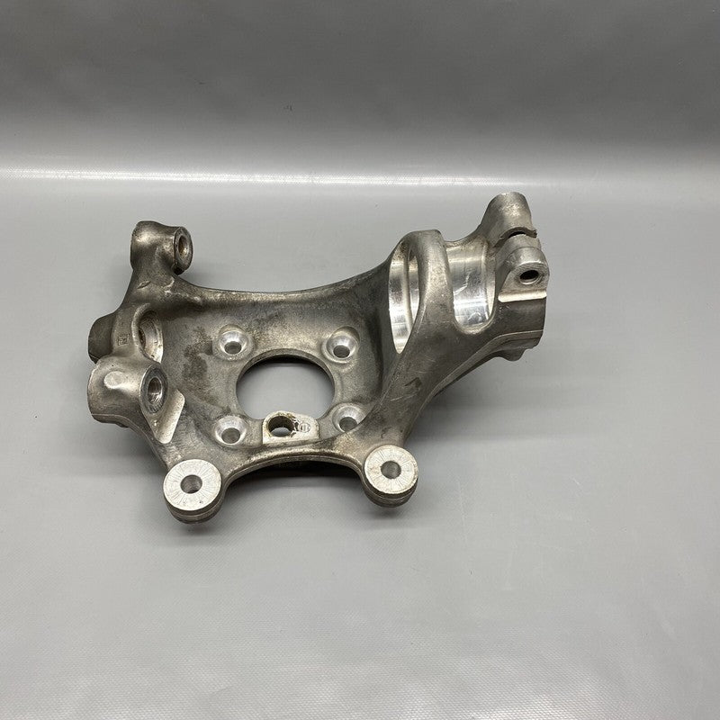 228400205 BMW M3 M4 KNUCKLE CARRIER RIGHT FRONT 2015 2016 2017 2018 OEM 228400205