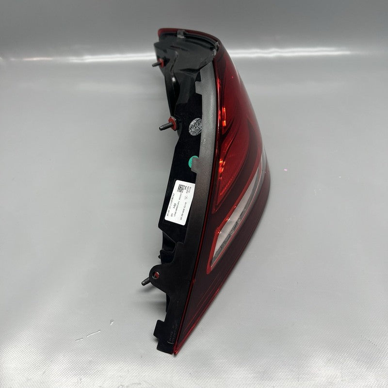 A17298066200 MERCEDES BENZ SLC43 TAIL LIGHT RIGHT PASSENGER 2017 2018 OEM A1729066200