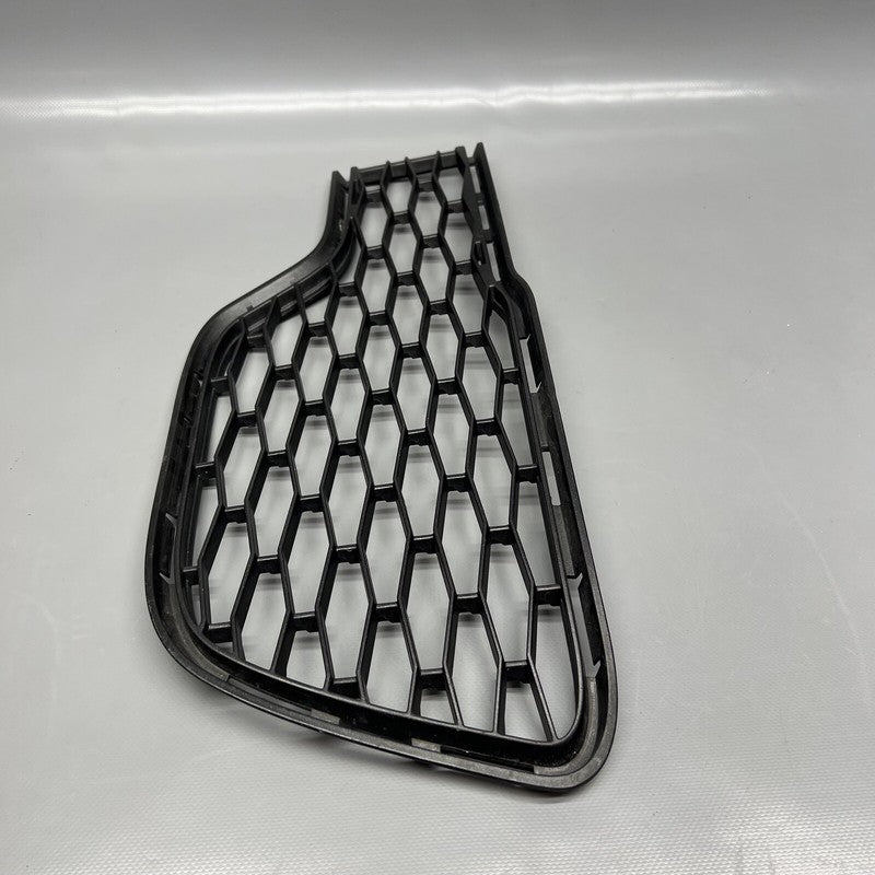 MASERATI GHIBLI FRONT BUMPER LOWER GRILLE RIGHT 2014 2015 2016 2017 OEM