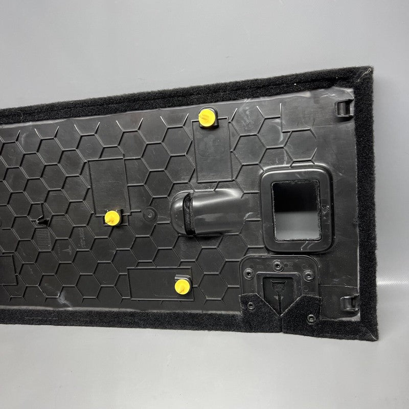 1493924-00-E TESLA MODEL Y 2ND ROW SEAT BACK COVER MIDDLE 2020 2021 2022 2023 1493924-00-E
