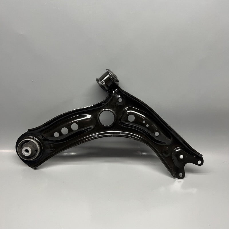 5QM407151B VOLKSWAGEN JETTA LOWER CONTROL ARM RIGHT FRONT 2019 2020 OEM 5QM407151B
