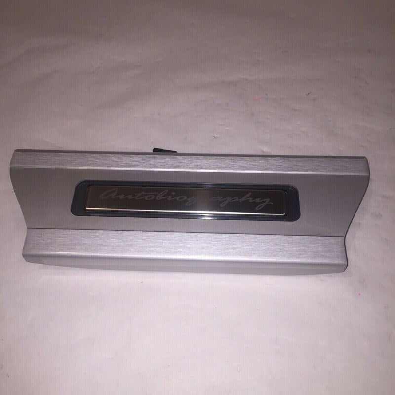 lr053652 / cpla 13244db RANGE ROVER HSE AUTOBIOGRAPHY RR ITP DOOR SCUFF PLATE 2014 2015 2016 2017 OEM