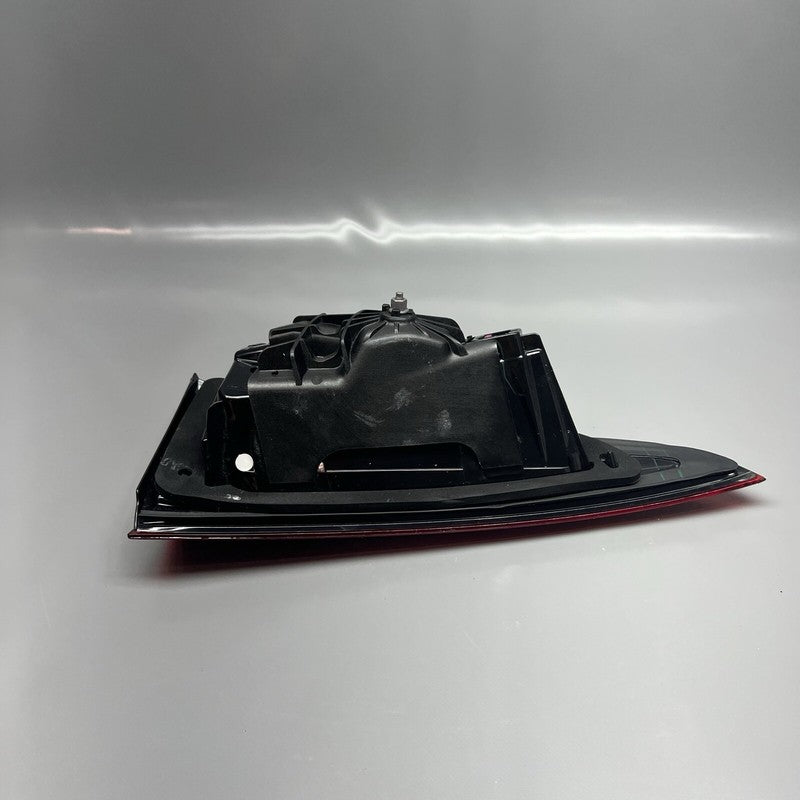 A1679063200 MERCEDES BENZ GLE350 TAIL LIGHT GLE450 2020 2021 2022 2023 OEM A1679063200