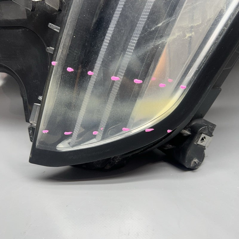84338105 CADILAC XTS HEADLIGHT LEFT DRIVER 2018 2019 OEM 84338105 FOR PARTS