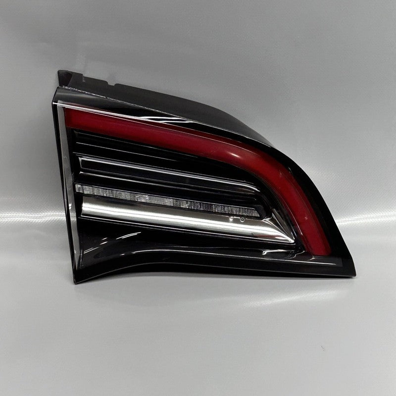 TESLA MODEL 3 Y TAIL LIGHT TRUNK LEFT DRIVER 2018 2019 2020 2021 22 10