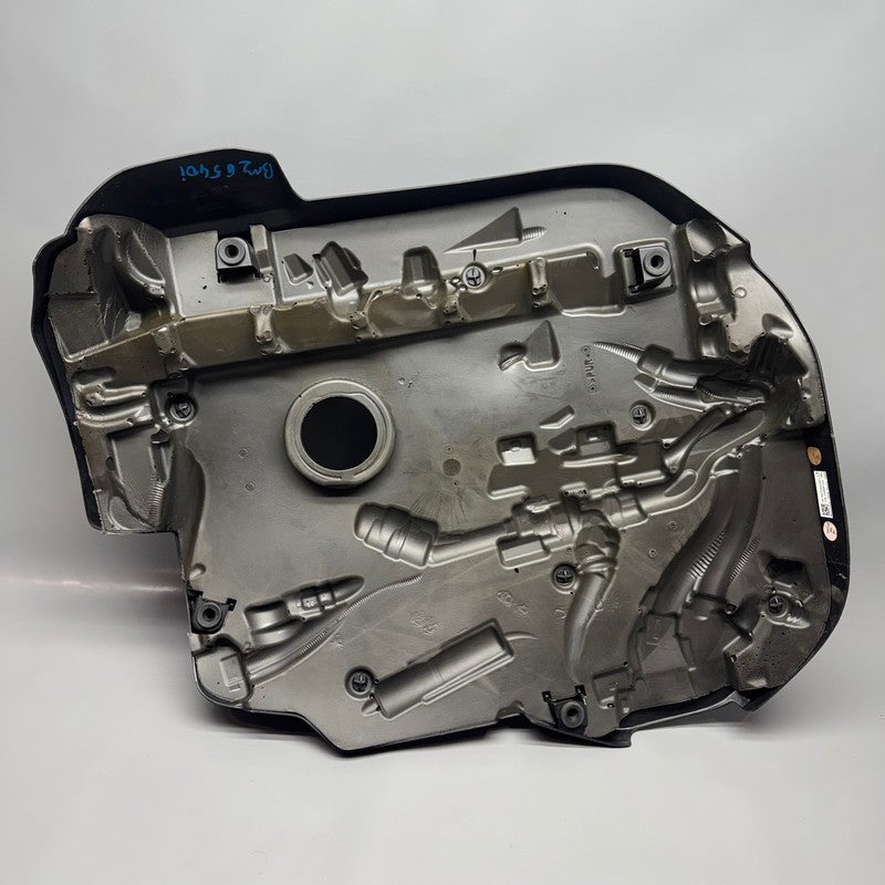 BMW 540 740 X5 X6 X7 ENGINE COVER 2024 2025 2026 OEM 7935418