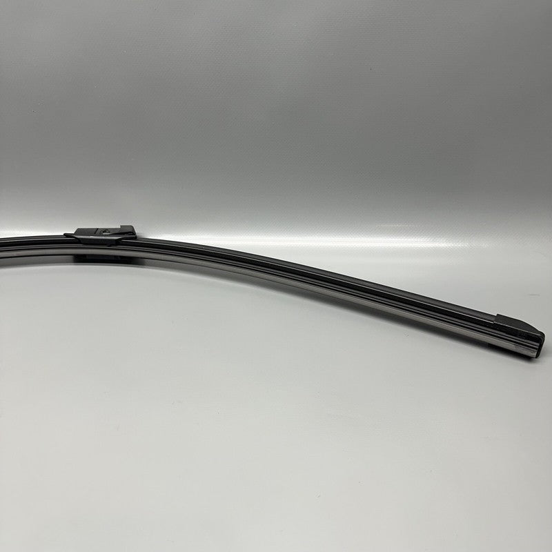 1076730-00-C TESLA MODEL 3 WINDSHIELD WIPER BLADE LEFT 2017 2018 2019 2020 2021 2022 OEM