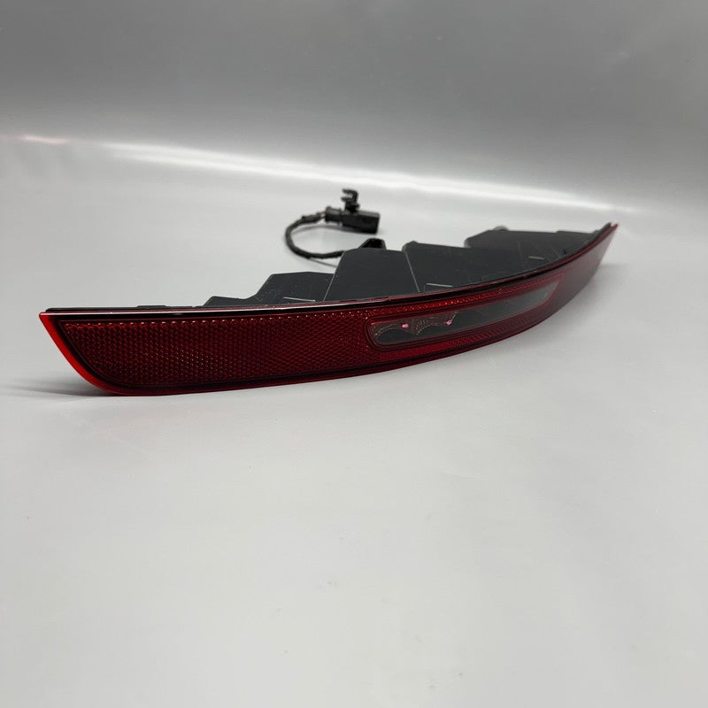 PORSCHE MACAN BUMPER REFLECTOR TAIL LIGHT RIGHT PASSENGER 2015 2016 20