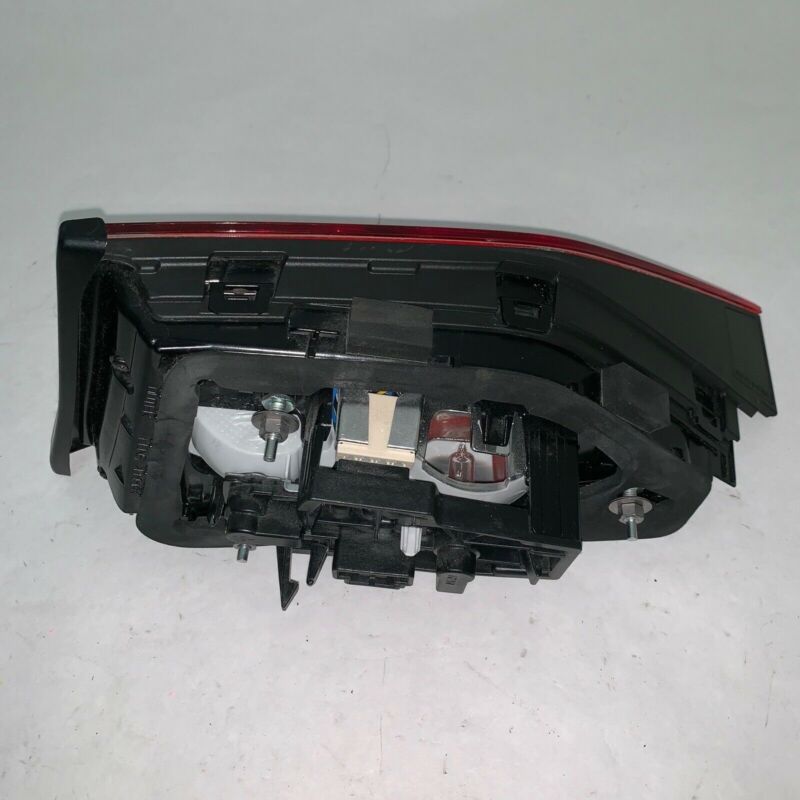 8V5945093J AUDI A3 S3 TAIL LIGHT LEFT INNER DRIVER SIDE 2015 2016 LED OEM