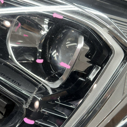 84355670 GMC TERRAIN HEADLIGHT LEFT DRIVER 2018 2019 2020 2021 XENON OEM 84355670