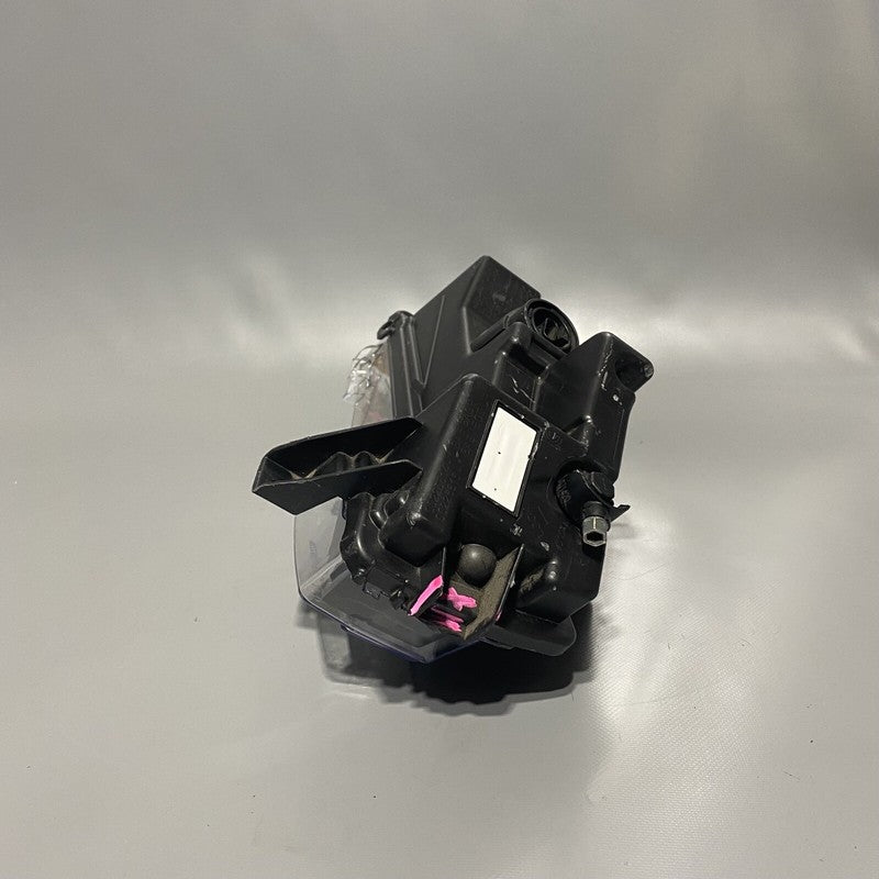MODEL 3 TESLA MODEL 3 FOG LIGHT LEFT DRIVER 2017 2018 2019 2020 OEM