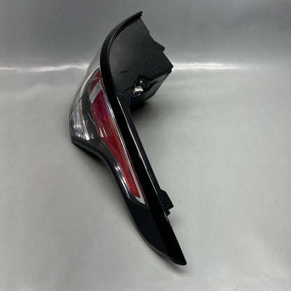 LR061588 RANGE ROVER SPORT TAIL LIGHT RIGHT PASSENGER 2014 2015 2016 2017 OEM LR061588