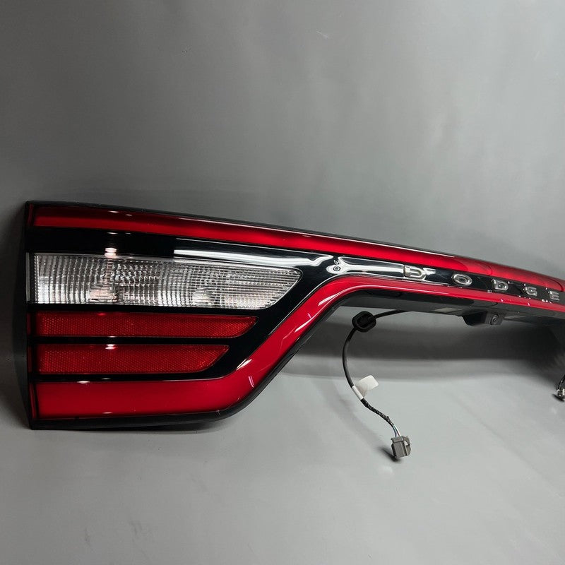 DODGE DURANGO LIFTGATE TAIL LIGHT 2018 2019 2020 2021 2022 2023 OEM 68