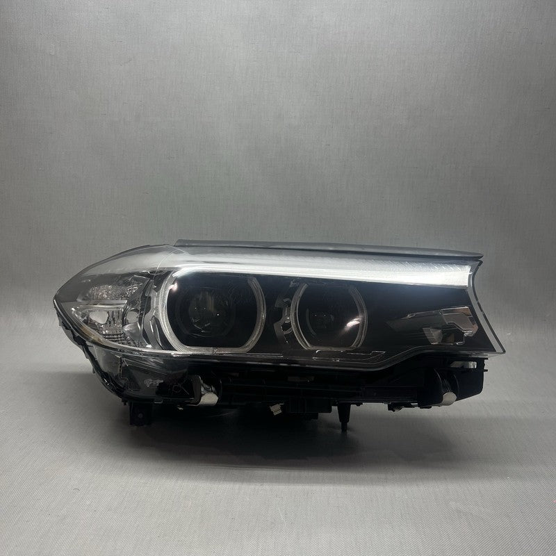 8499120 BMW 540 HEADLIGHT RIGHT PASSENGER 550 2018 2019 2020 OEM 8499120