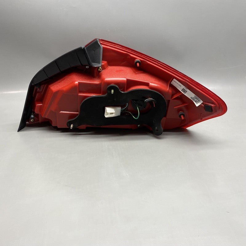 INFINITI G30 TAIL LIGHT LEFT DRIVER 2007 2008 2009 2010 2011 2012 OEM