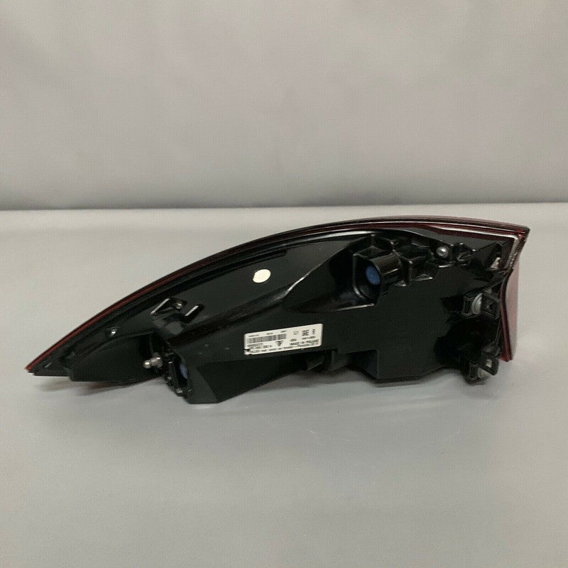 PORSCHE CAYENNE TAIL LIGHT RIGHT PASSENGER 2015 2016 2017 LED OEM 7P59