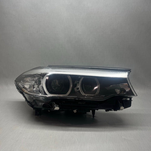 BMW 540 HEADLIGHT RIGHT PASSENGER 550 2018 2019 2020 OEM 8499120