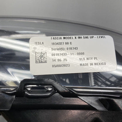 1034327-00-C TESLA MODEL X FOG LIGHT RIGHT PASSENGER 2016 2017 18 2019 2020 OEM 1034327-00-C