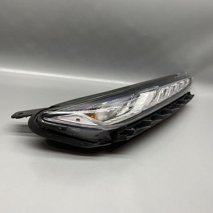92208-J90 HYUNDAI KONA DAYTIME RUNNING LIGHT RIGHT PASSENGER 2018 2019 2020 2021 OEM
