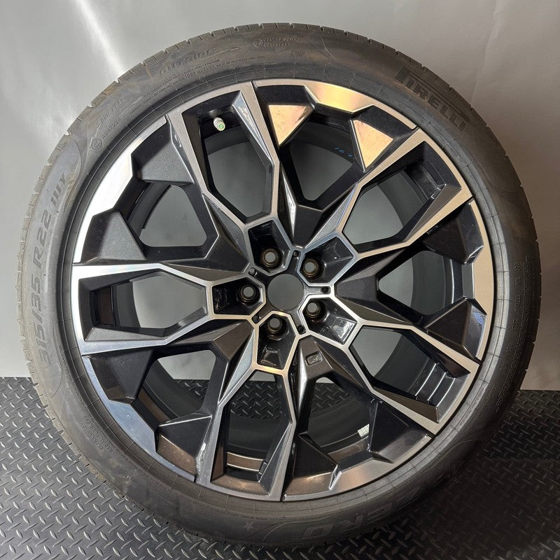 BMW X7 WHEEL RIM REAR 22 INCH 2023 2024 2025 2026 2027 OEM 6895936