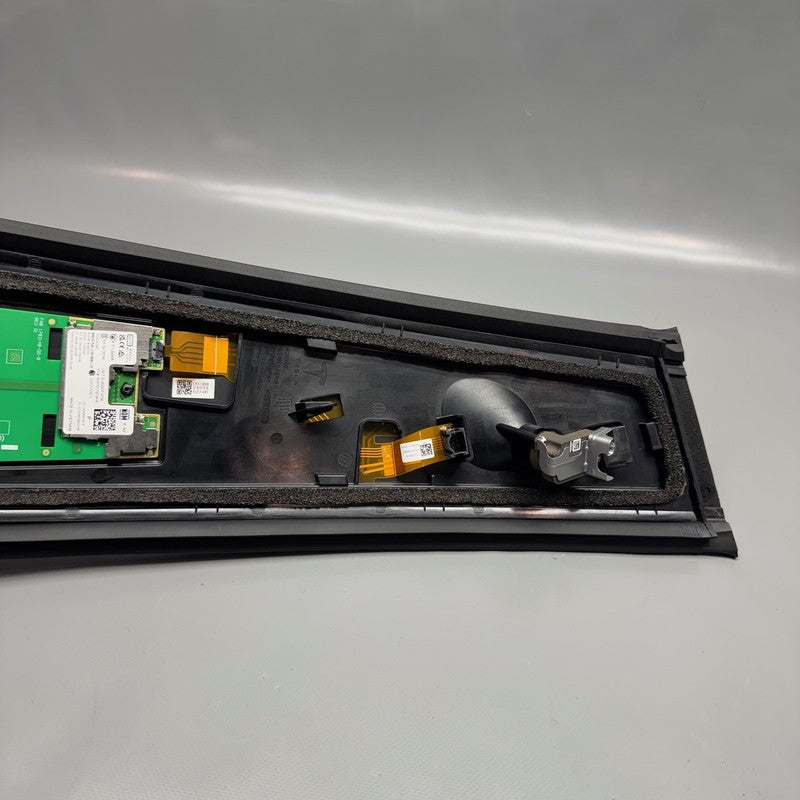 TESLA MODEL 3 B-PILLAR APPLIQUE GLASS TRIM RIGHT 2024 2025 2026 OEM 17