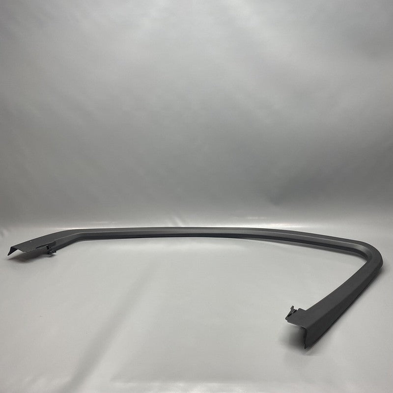 80A867610 AUDI Q5 DOOR WINDOW FRAME TRIM RIGHT FRONT 80A867610 2018 2019 2020 OEM