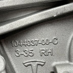 1044376-00-D TESLA MODEL Y FUCA MOUNT RIGHT FRONT 2020 2021 2022 2023 1044376-00-D