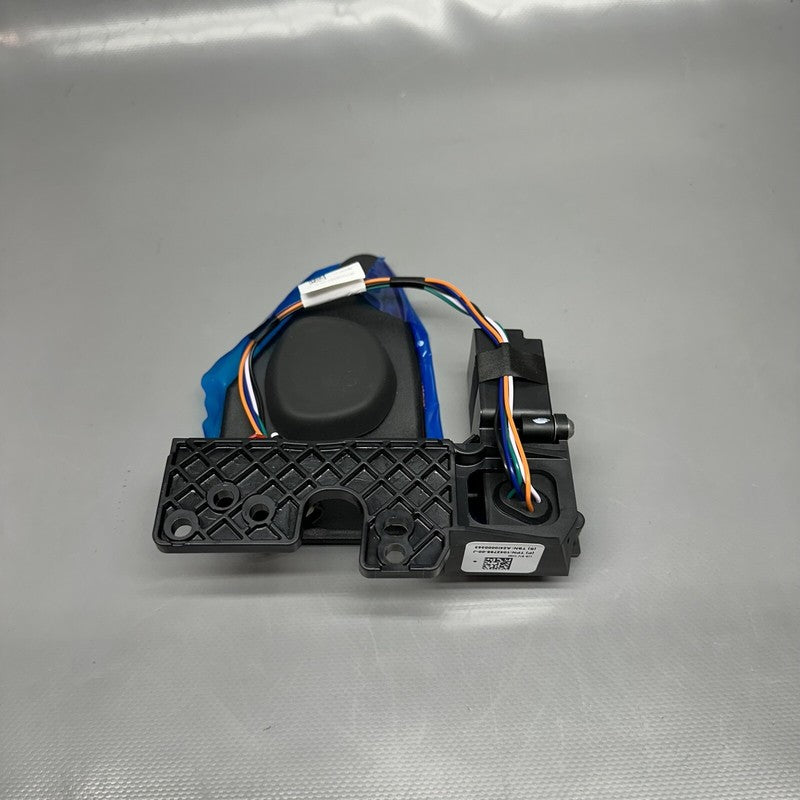 1042766-00-J TESLA MODEL S CHARGE DOOR REFLECTOR LIGHT LEFT 2016 2017 2018 2019 2020 OEM