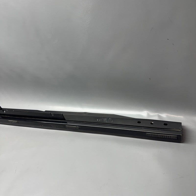 TESLA CYBERTRUCK HORIZONAL GUIDE RAIL RIGHT 2024 2025 OEM 1852128-98-D