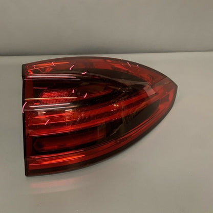 7P5945208H PORSCHE CAYENNE TAIL LIGHT RIGHT PASSENGER SIDE 2015 2016 2017 LED OEM 