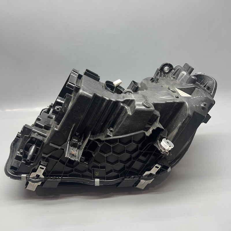 8739658-04 BMW X3 HEADLIGHT RIGHT PASSENGER 2018 2019 2020 2021 ADAPTIVE LED X4 8739658-04