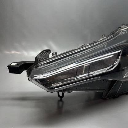TOYOTA COROLLA CROSS HEADLIGHT LLEFT DRIVER 2022 2023 OEM 