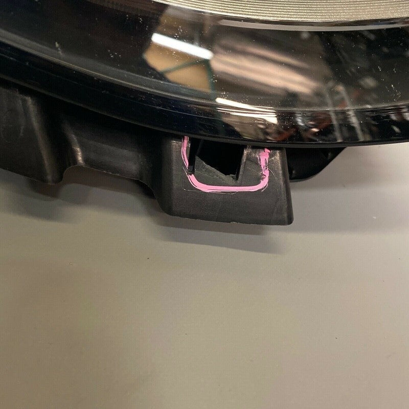 1077372-88-E TESLA MODEL 3 HEADLIGHT RIGHT PASSENGER 2017 2018 2019 2020 LED OEM